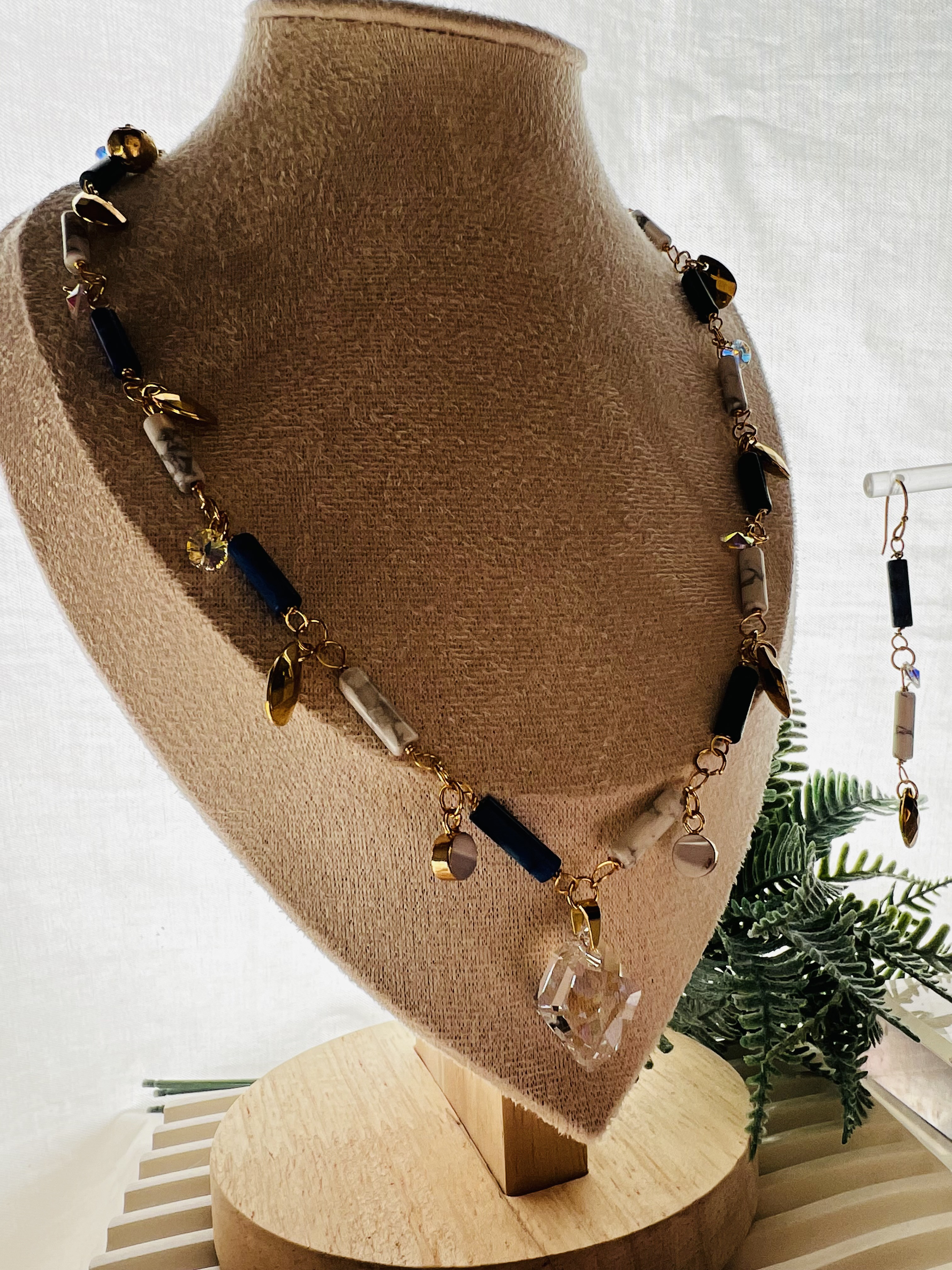 天然石&スワロネックレス&ピアス