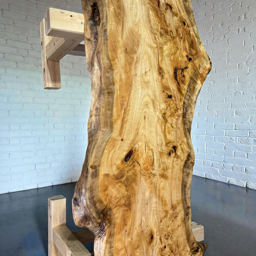 椨一枚板1720mm｜量感のある耳と穏やかな木理が美しい無垢天板 椨一枚板1720mm｜量感のある耳と穏やかな木理が美しい無垢天板