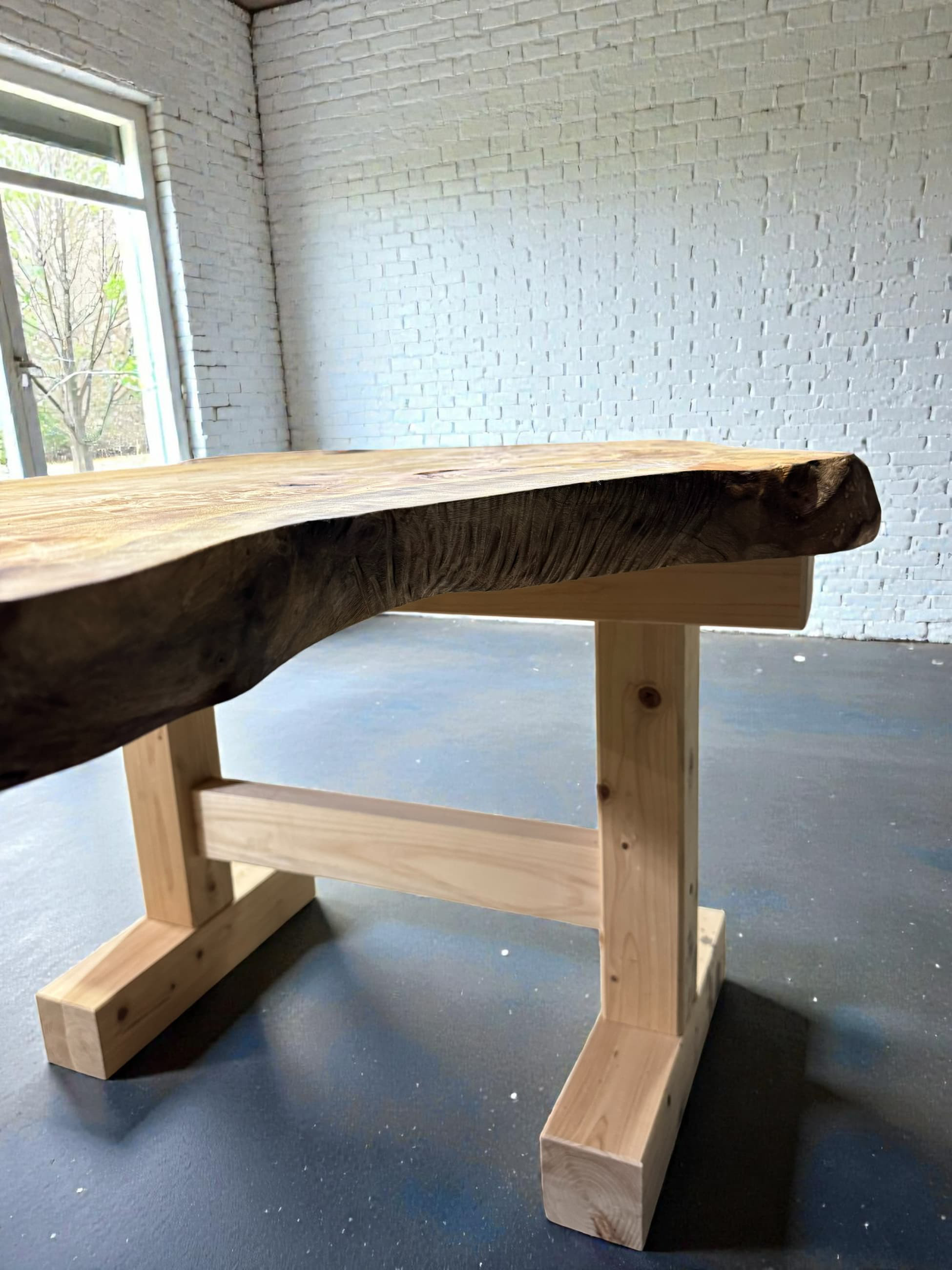 椨一枚板1720mm｜量感のある耳と穏やかな木理が