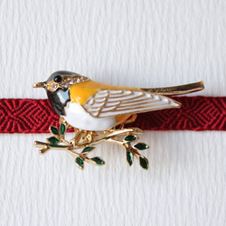 ●帯留/帯留め 黄色い小鳥 1枚目の画像