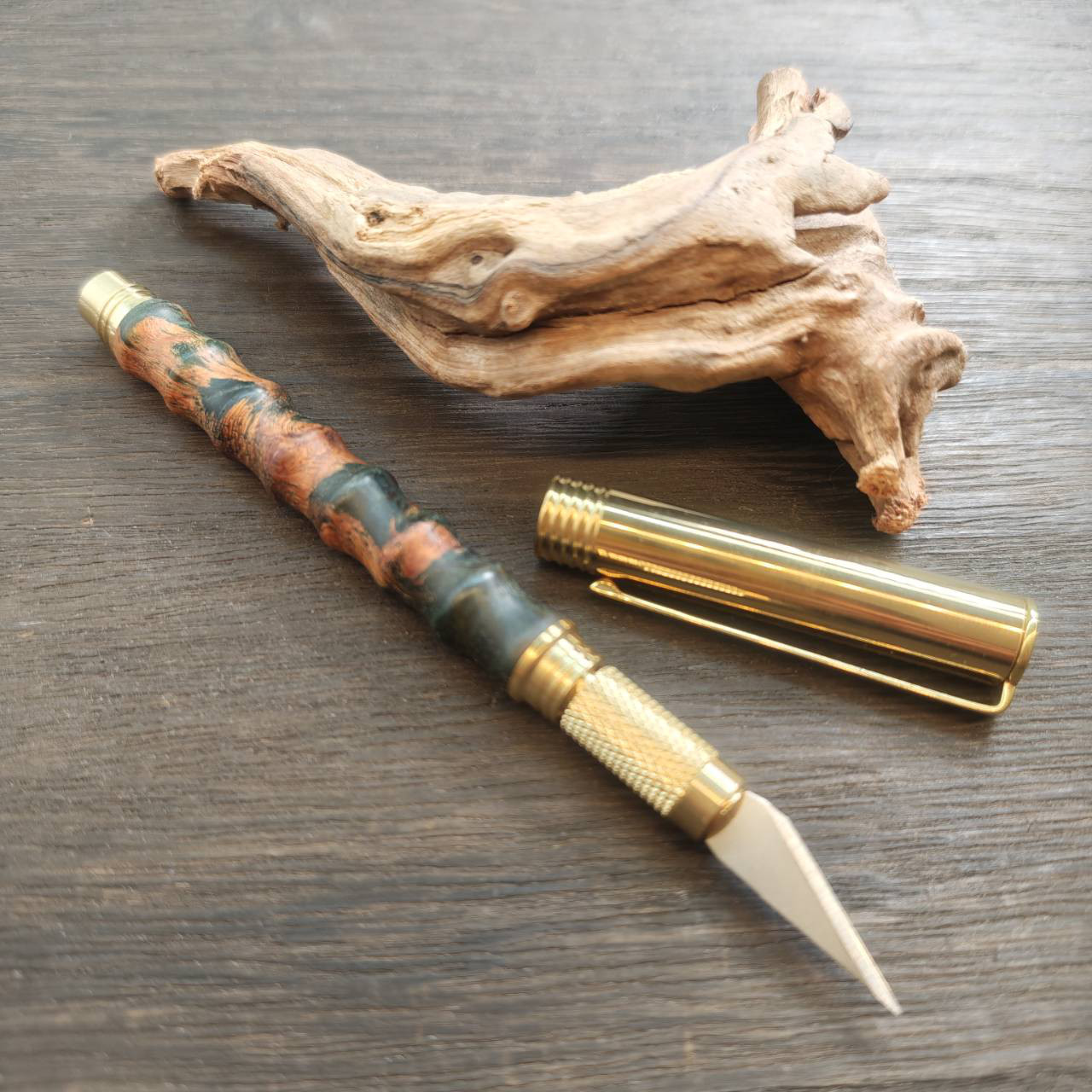 キャップ付き木軸ホビーナイフ/スタビ花梨瘤杢/ブラス/No.2602043