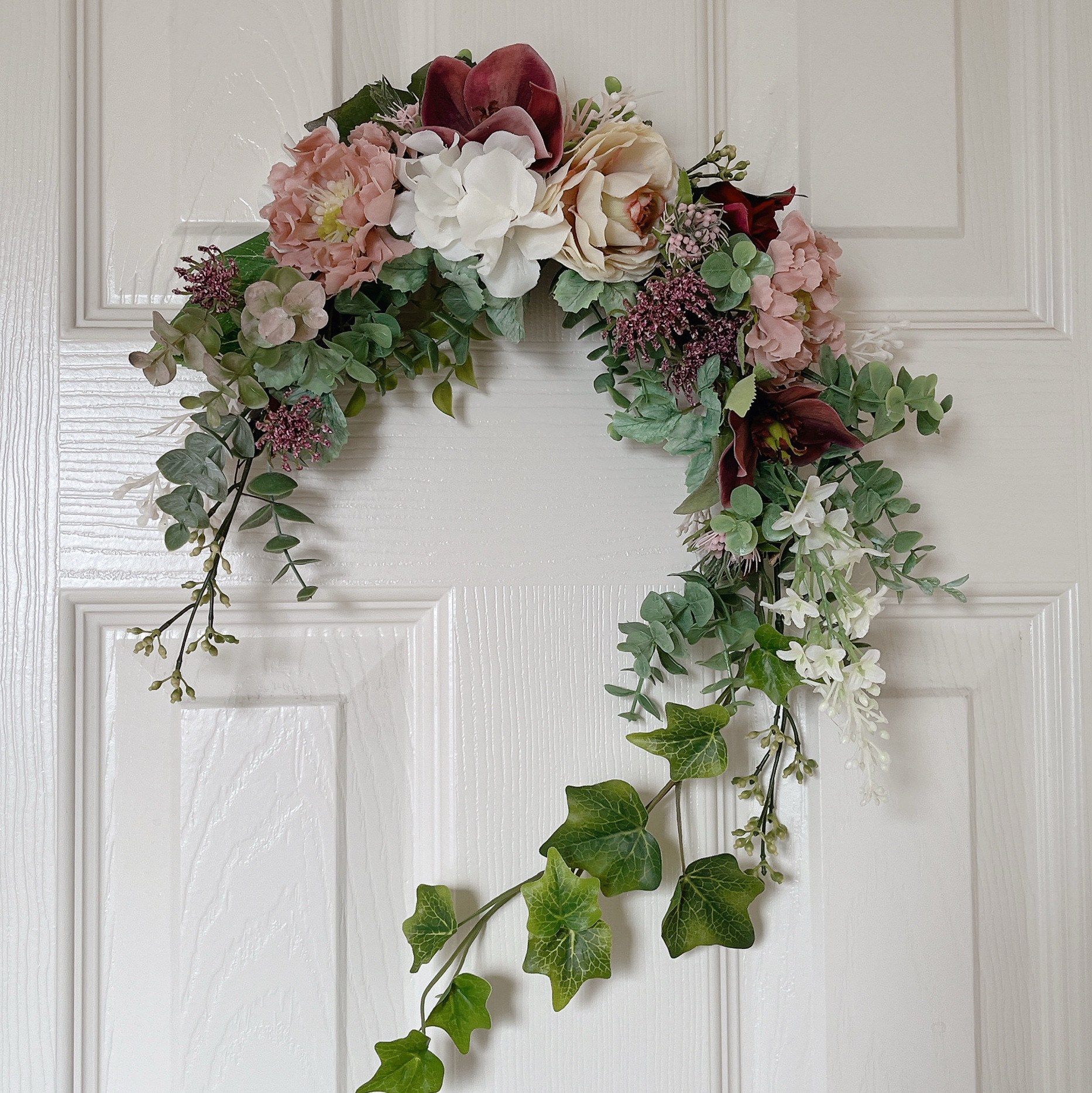 大人ピンクの馬蹄型リース　ホースシューリース・30㎝・玄関にも　お部屋にも　ドアリース　贈り物　夏ギフト　インテリア