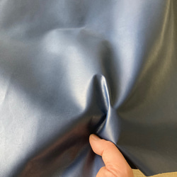 牛革　カット革　紺　ネイビー　ハンドメイド＃No.CL85-1　レザークラフト　本革 2枚目の画像