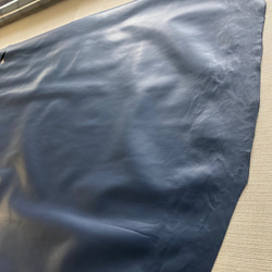 牛革　カット革　紺　ネイビー　ハンドメイド＃No.CL85-1　レザークラフト　本革 5枚目の画像