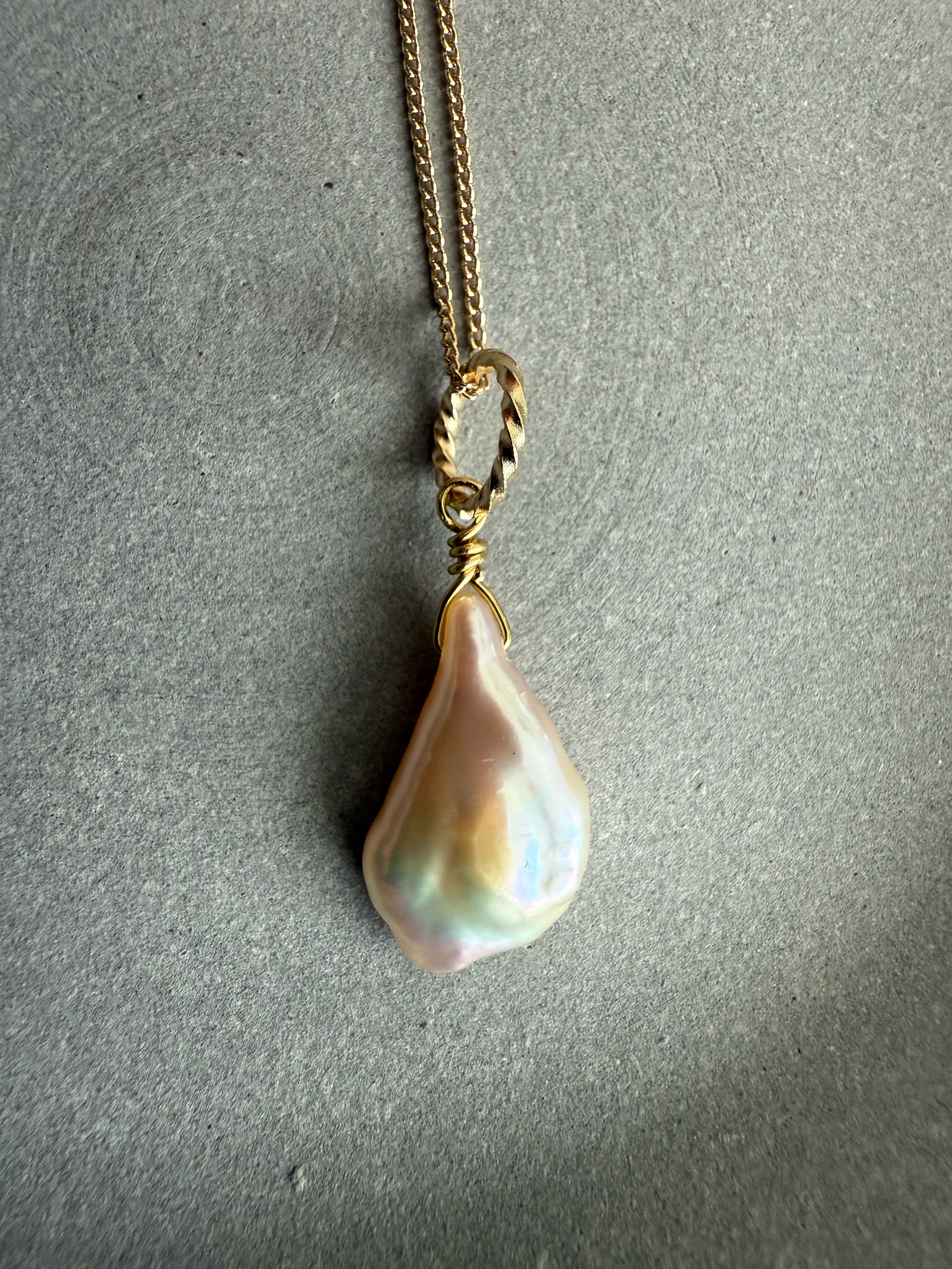 ピカピカの美しい淡水パール♚ペンダントトップ