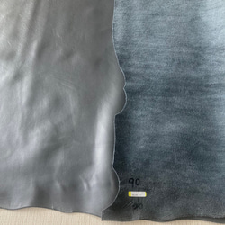 牛革　カット革　グレー　灰色　シュリンク　ハンドメイド＃No.CL89-1　レザークラフト　本革 6枚目の画像