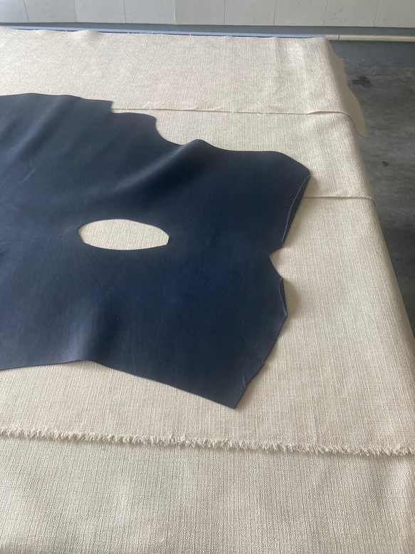 牛革バングラキップ　1枚革　紺　ネイビー　ハンドメイド＃No.CL91　レザークラフト　本革 5枚目の画像