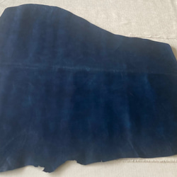 牛革カーフ　1枚革　紺　ネイビー　ハンドメイド＃No.CL92　レザークラフト　本革 4枚目の画像