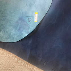 牛革カーフ　1枚革　紺　ネイビー　ハンドメイド＃No.CL92　レザークラフト　本革 6枚目の画像