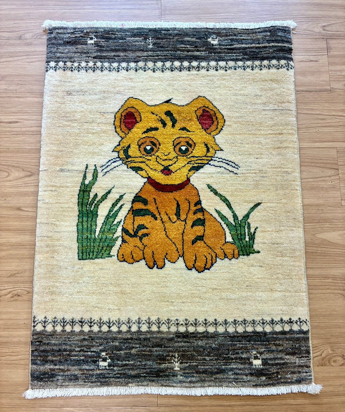 手織りペルシャ絨毯 カシュクリ ギャッベ リズ　バフト ギャベ 91×65cm｜高密度ウール・やわらかく丈夫 ライオン（