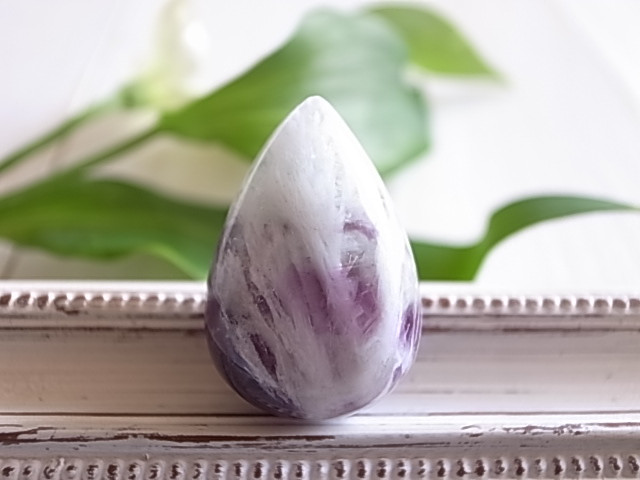 天使の羽　エンジェルフェザーフローライト　ルース　天然石