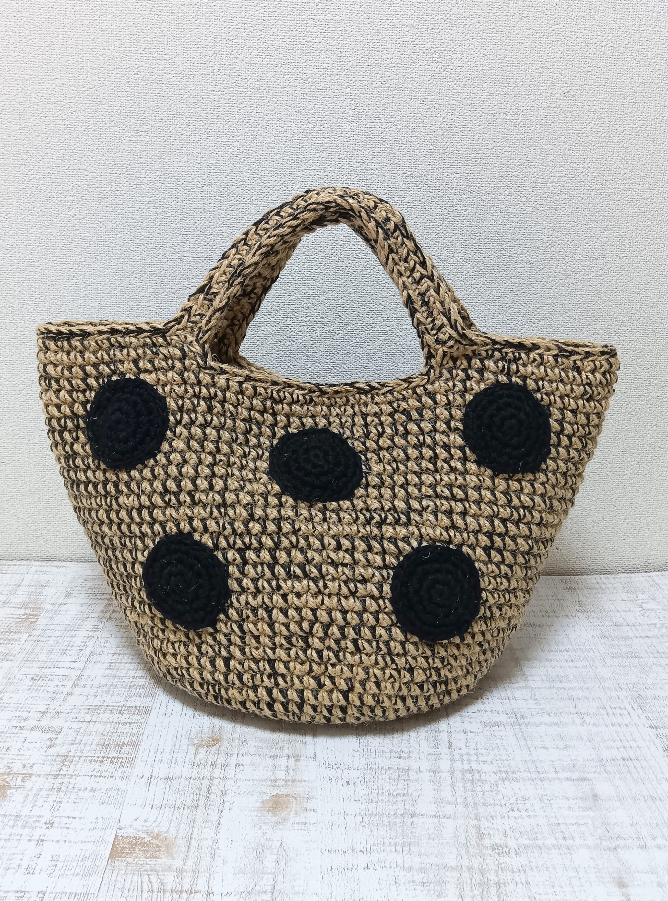 大きいドット麻ひもバッグ/内布付き/ブラック/麻紐バッグ/水玉