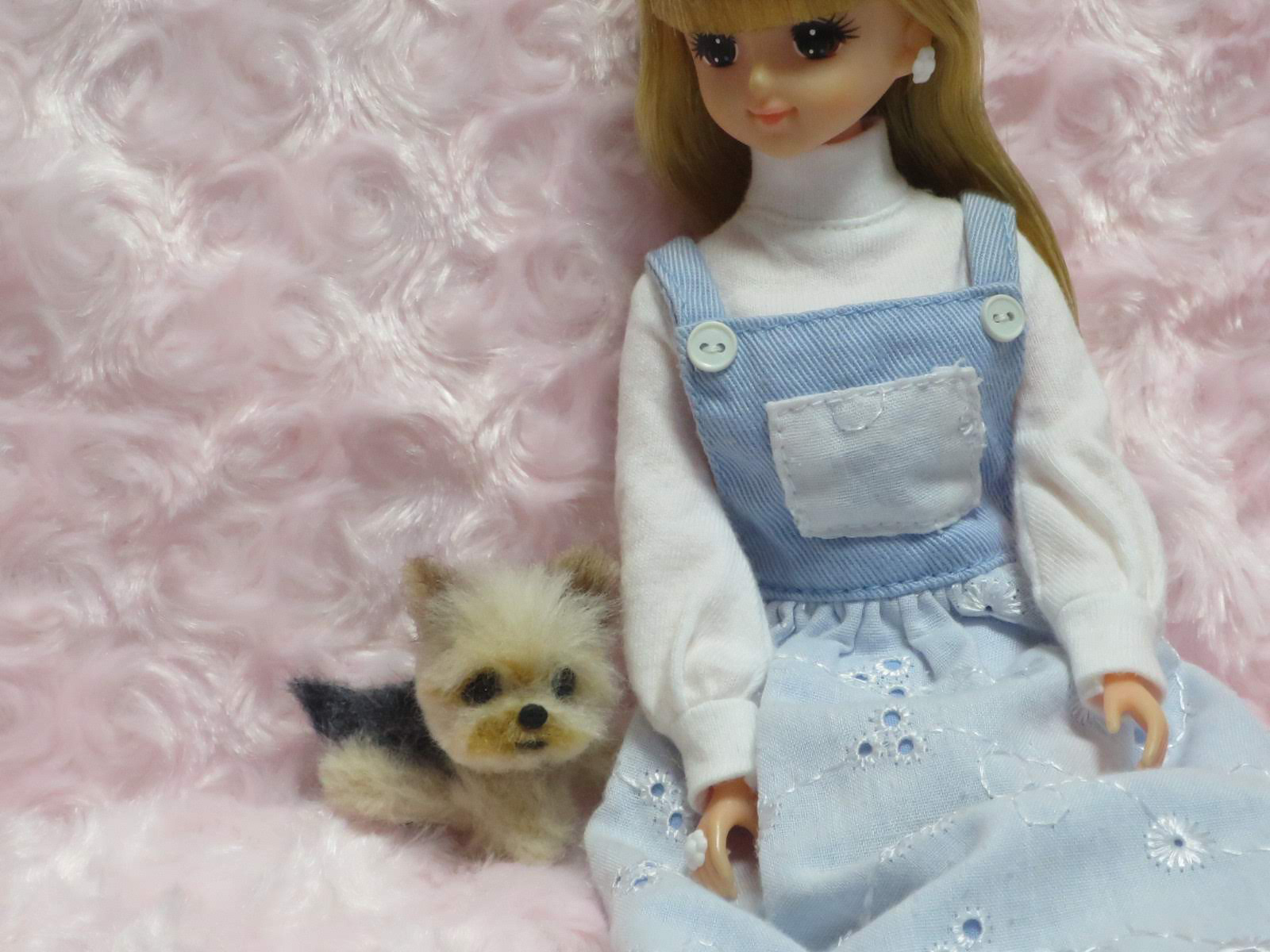 羊毛フェルト犬ヨークシャーテリア ヨーキー ミニチュアドールハウス リカちゃん ジェニーちゃん ブライスちゃんのペットに