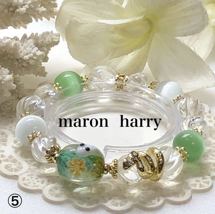 ⭐️大人気⭐️白蛇とんぼ玉・天然石ブレスレット•*¨*•.¸¸♬