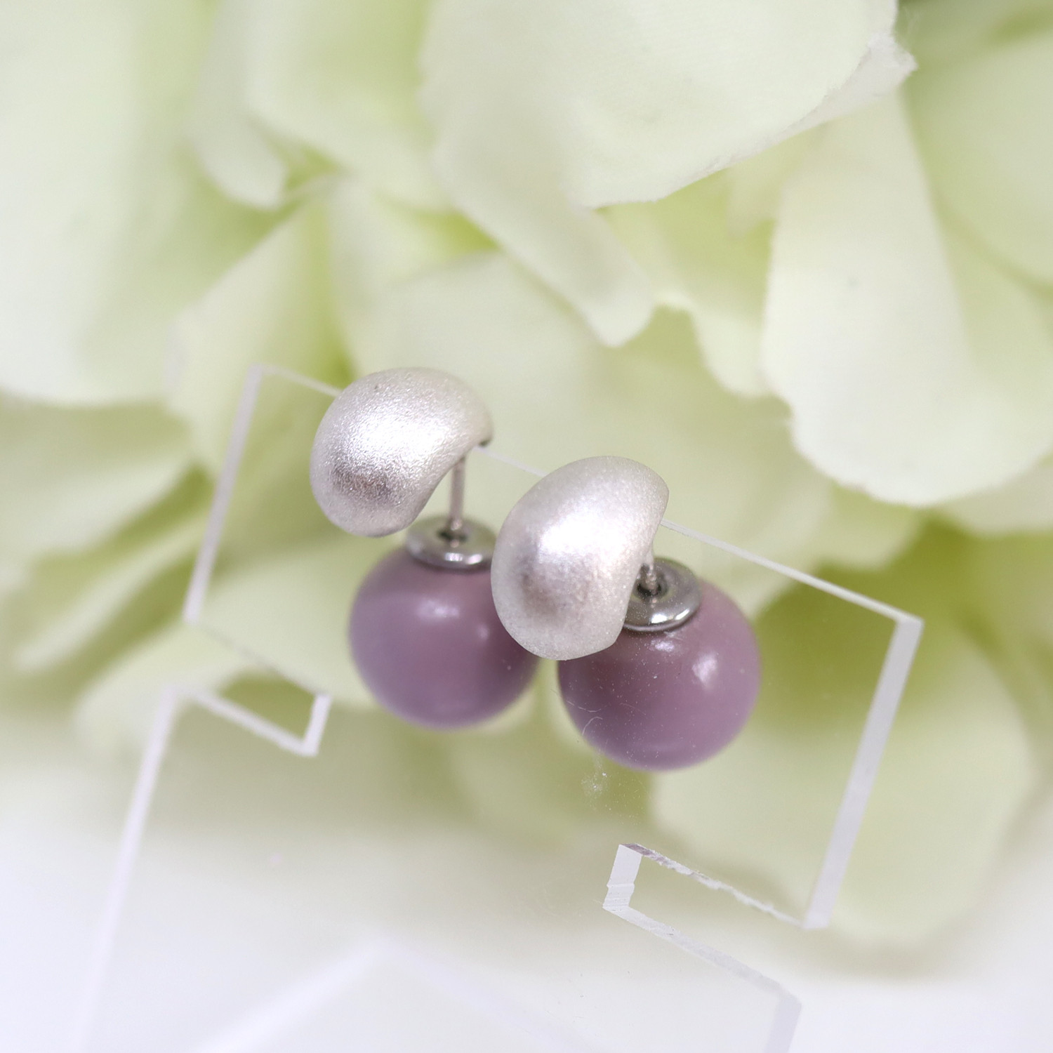 しずく型シンプルシルバーピアス　と　漆塗ピアスキャッチ　紫