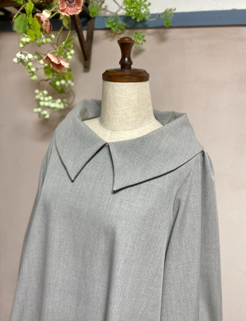《大きいサイズ》クラシカル襟のＡラインワンピース Ｌ•ＬＬ　１３号  淡い杢グレー　七五三　フォーマル
