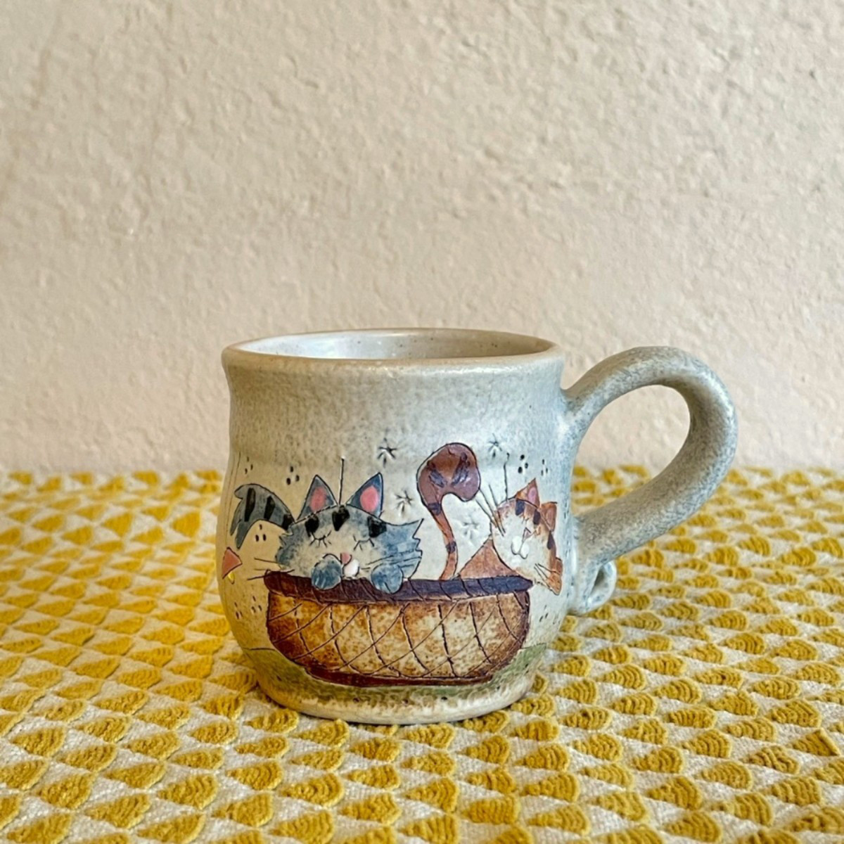 【ミニマグ（マグカップS）】　ねこ　バスケット