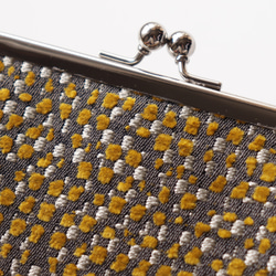 親子搭扣皮夾/配件包，英國布料和牛皮材質，含羞草色 第3張的照片