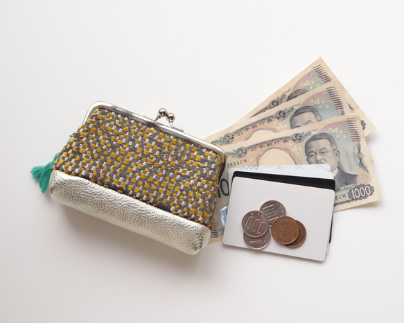 親子搭扣皮夾/配件包，英國布料和牛皮材質，含羞草色 第7張的照片