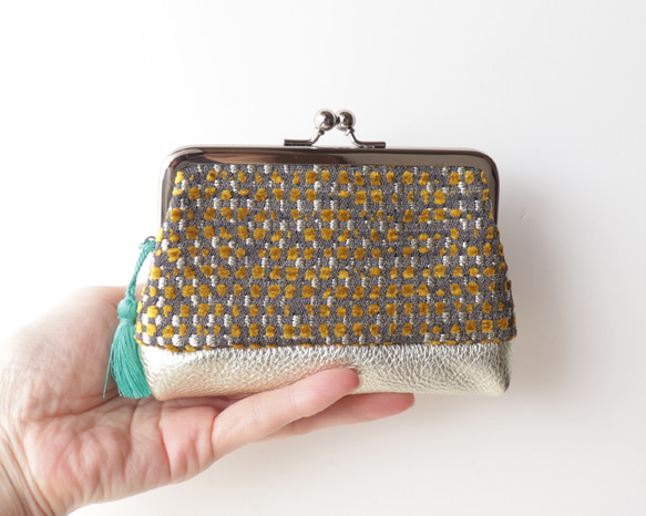 親子搭扣皮夾/配件包，英國布料和牛皮材質，含羞草色 第1張的照片