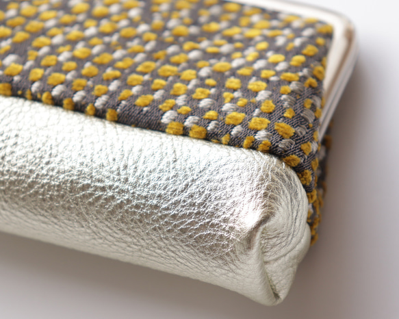 親子搭扣皮夾/配件包，英國布料和牛皮材質，含羞草色 第4張的照片