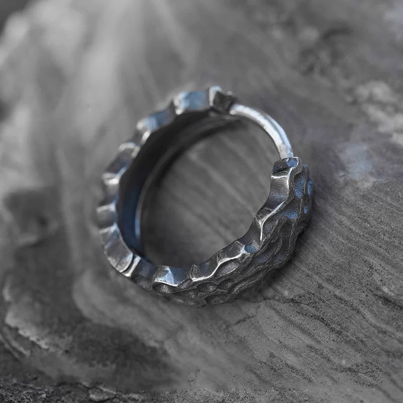 シルバー925 職人鍛造ピアス 鍛鍊 槌目 燻し加工 ヴィンテージ加工 メンズ レディース