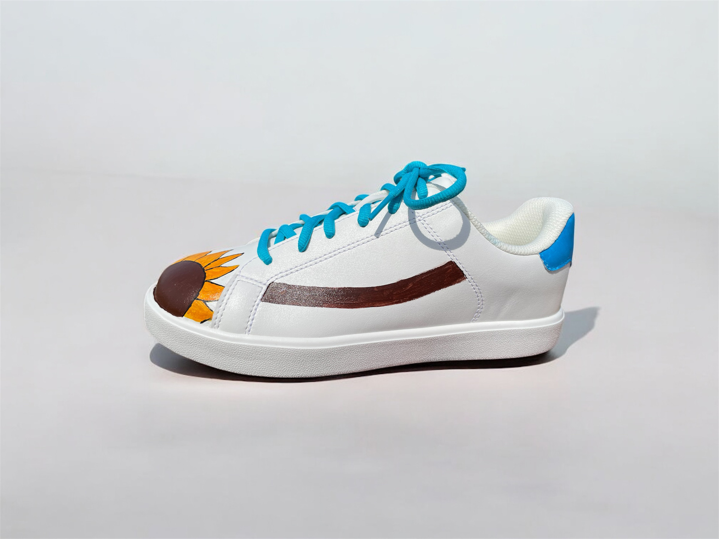 【パリ展出展作家】ひまわり｜手描きペイントスニーカー（受注生産/持ち込み可）|ギフト|お祝い