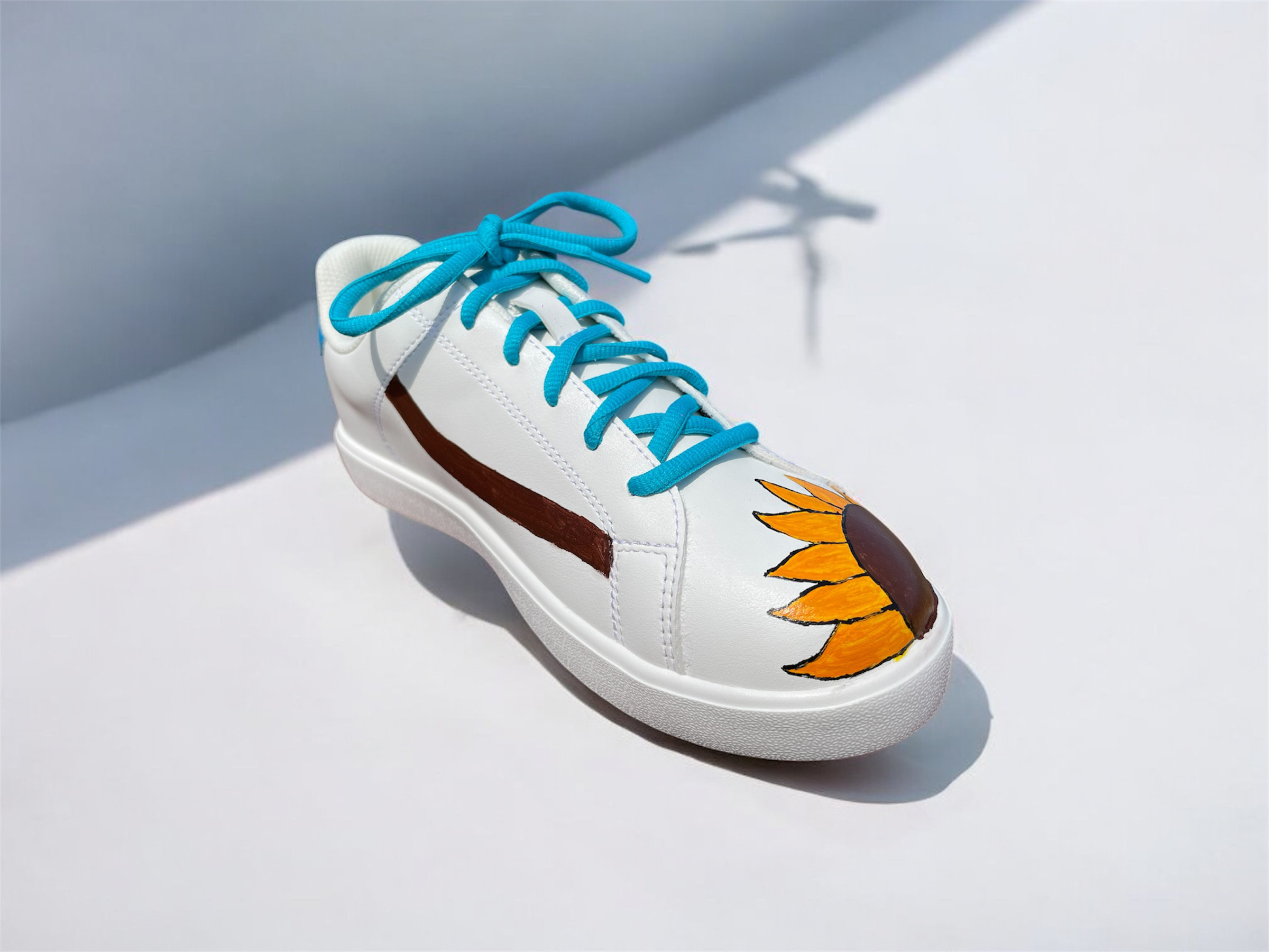 【パリ展出展作家】ひまわり｜手描きペイントスニーカー（受注生産/持ち込み可）|ギフト|お祝い