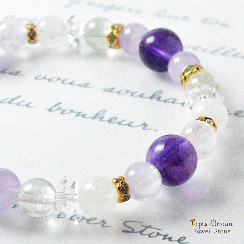 心を整え、前向きに進むお守り | 4種類のアメジストを使った天然石パワー.ストーン ブレスレット
