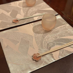 豪華刺繍 花嫁衣装の丸帯から作ったタッセル付き正絹テーブルランナー