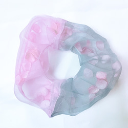 桜の花びらシルクシアーシュシュ シュシュ irui 通販 19133356｜Creema