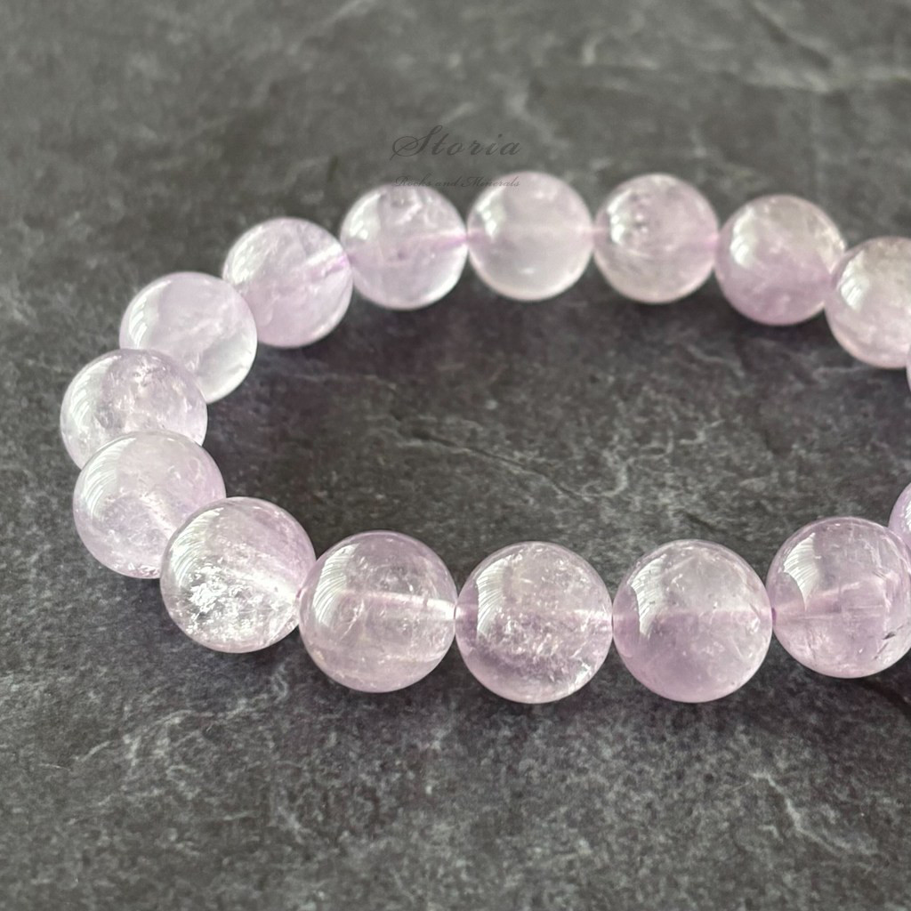 【癒しと調和の守護石】12.5mm マダガスカル産 ミルキー ラベンダーアメジスト ブレスレット