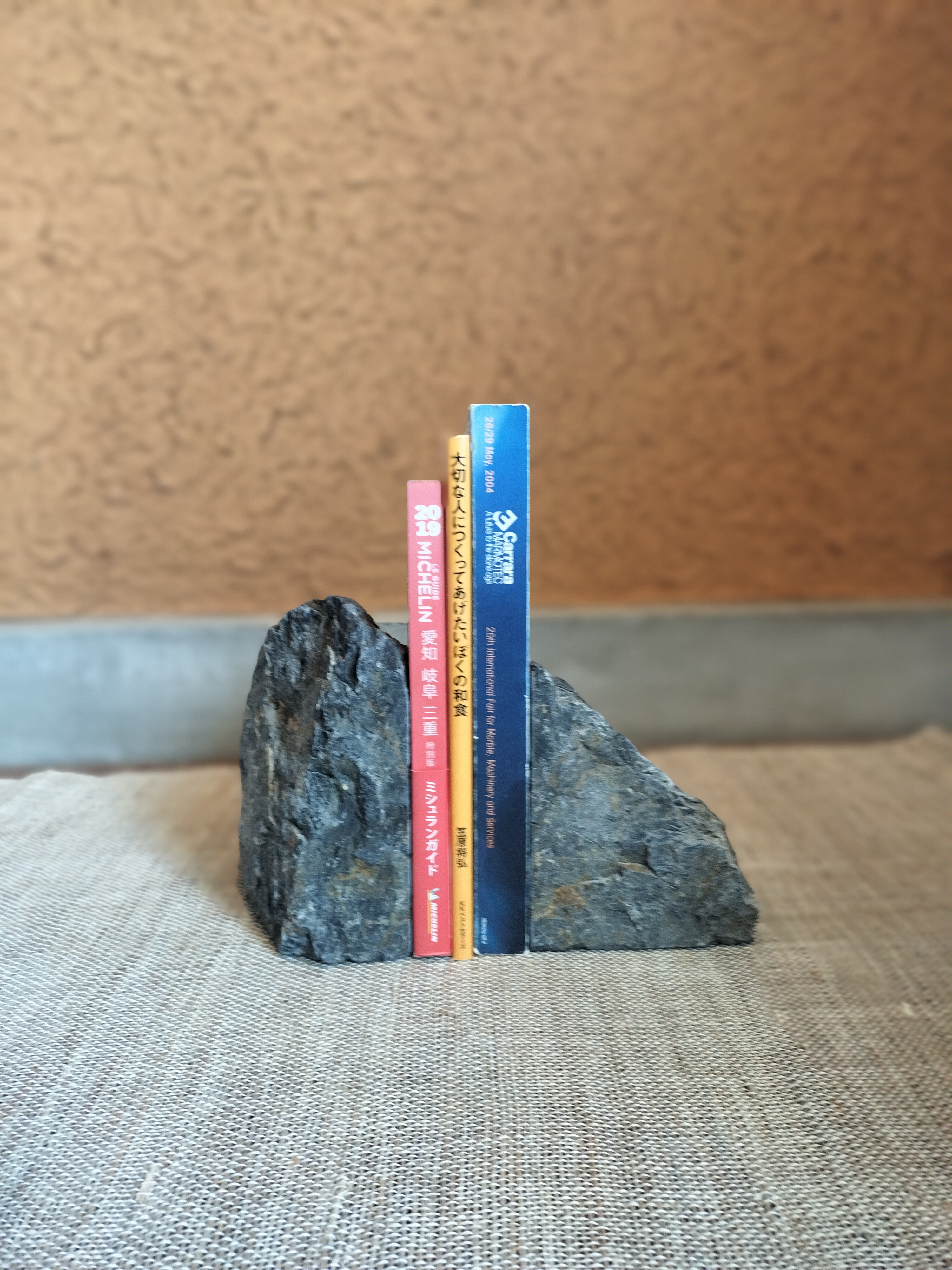 yufubo様専用 『ぶった切りブックエンド』　黒グリ石のブックエンド　錆びの玉石　11と16　2個セット