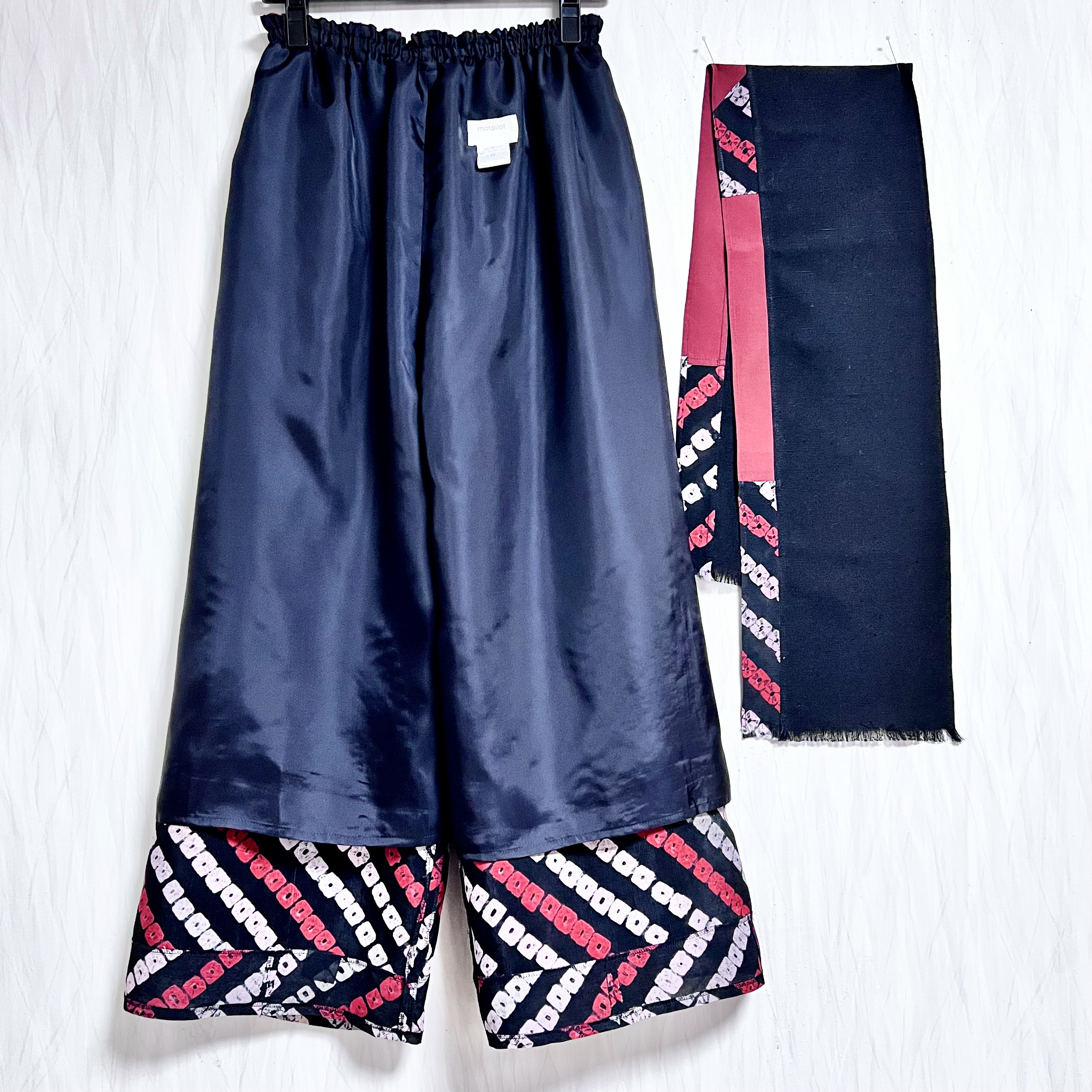 赤×黒＊和モダン絞り＊股下62cmワイドパンツ＋ストール＊裏地付き＊着物リメイク