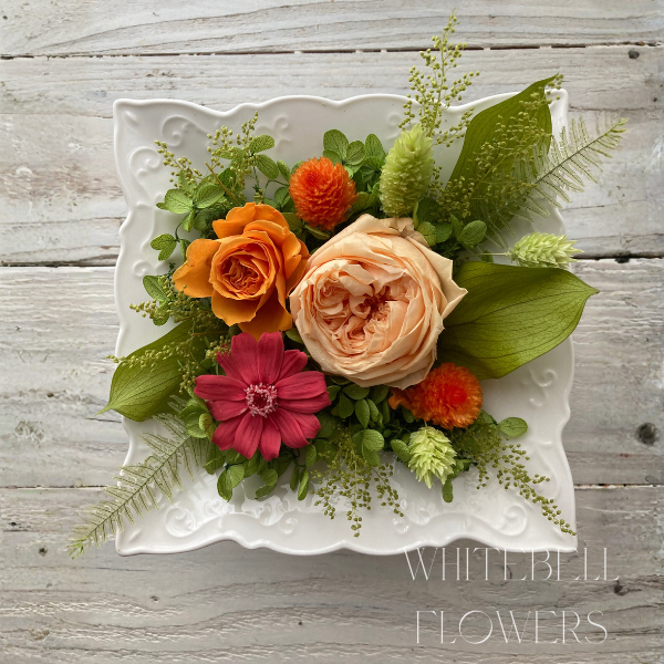 オレンジ×ピーチの華やかフラワーフレーム｜プリザーブド｜置いて飾れるアレンジ