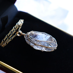 アンダラクリスタル✧ワイヤージュエリーネックレス/希少マルチカラー