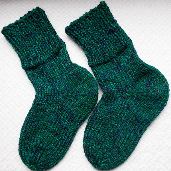 23～24㎝くらいの方用 厚手の手編み靴下 ウール100％ 毛糸を約230ｇ以上使用した分厚い靴下（95）