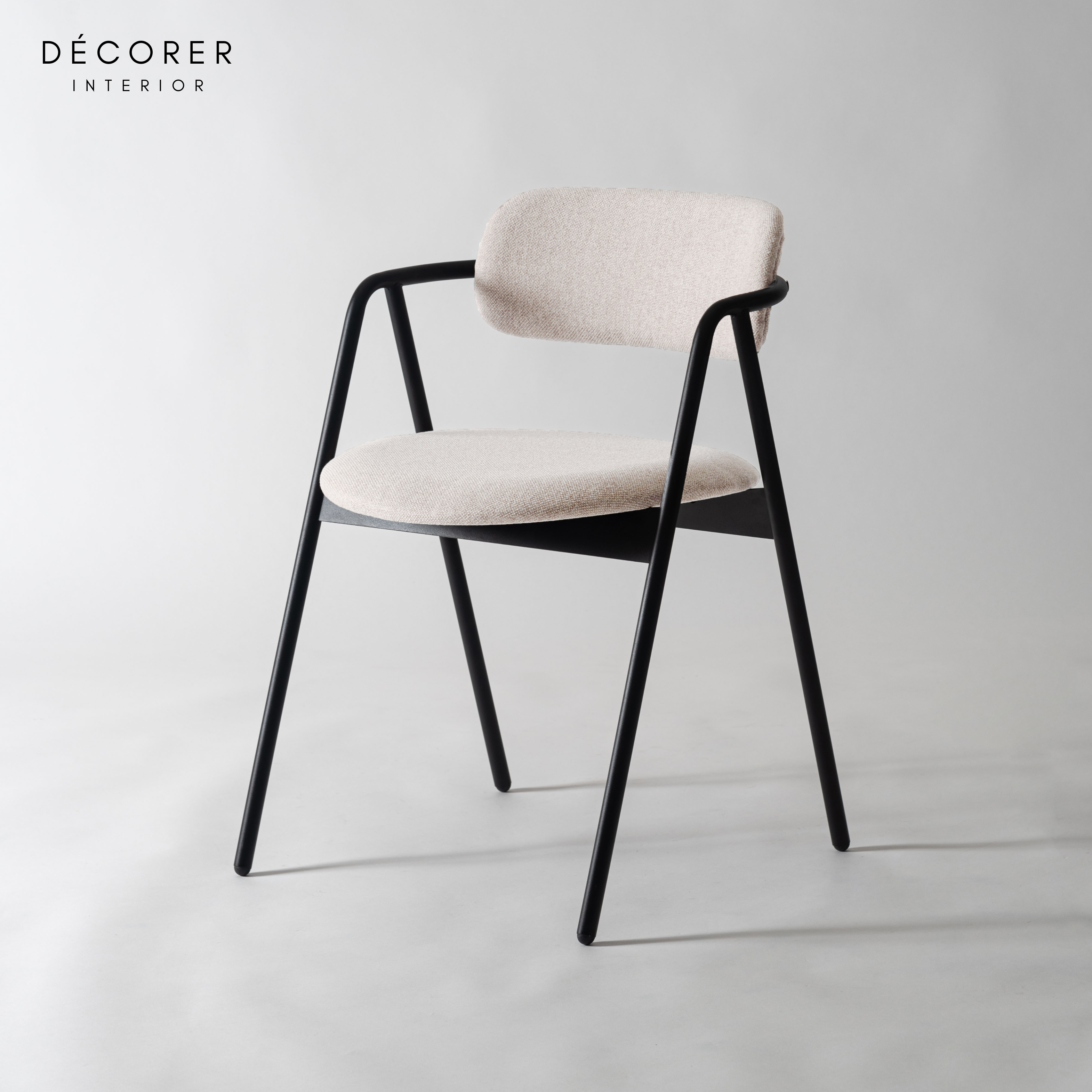 *新作* スチールフレームのダイニングチェア 【 1脚入り : ３色 】 曲線美 ファブリック アーム