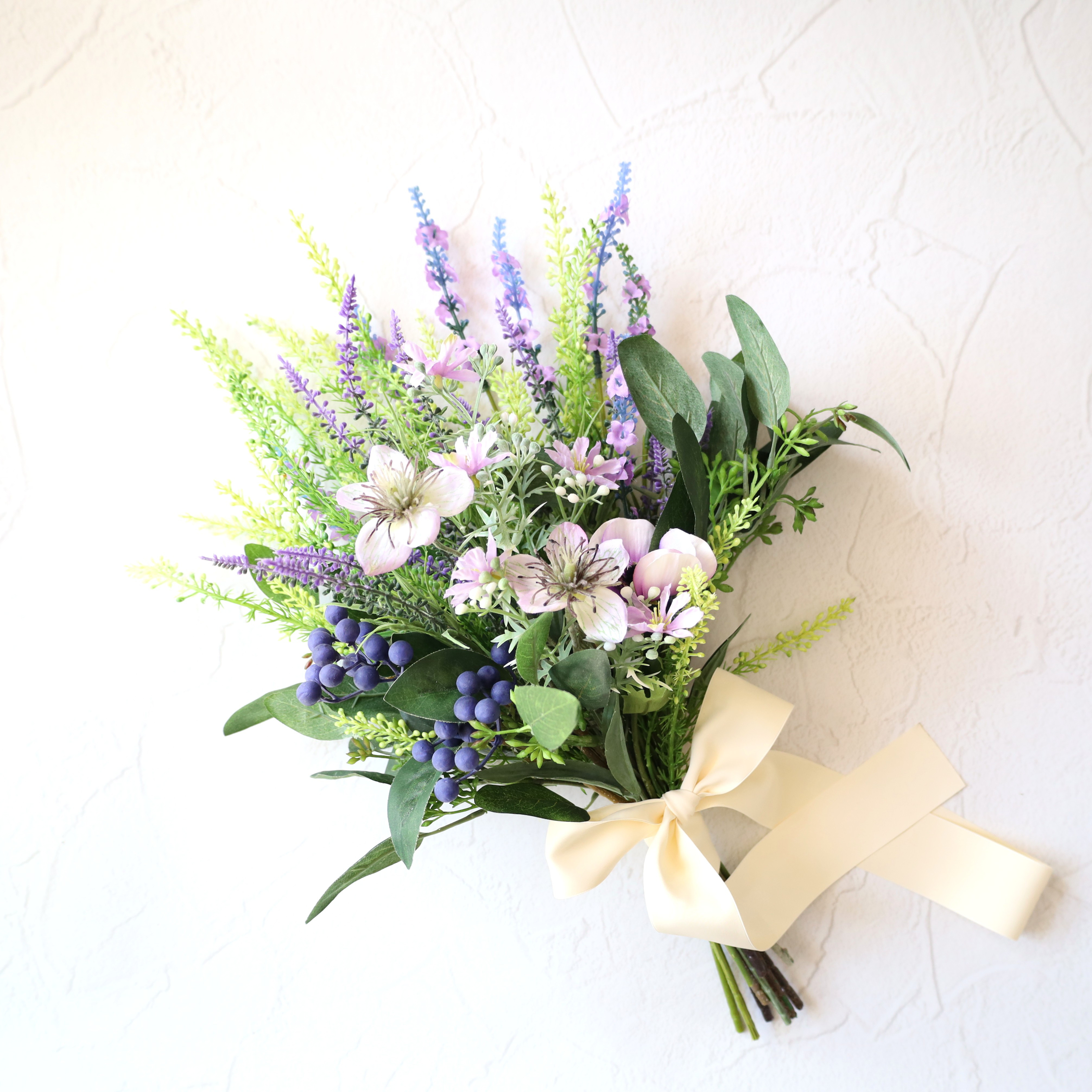 ラベンダーのシャンペトルブーケ　ブーケ　クラッチブーケ　フォトウェディング　前撮り　ブライダル　ウェディング　結婚式