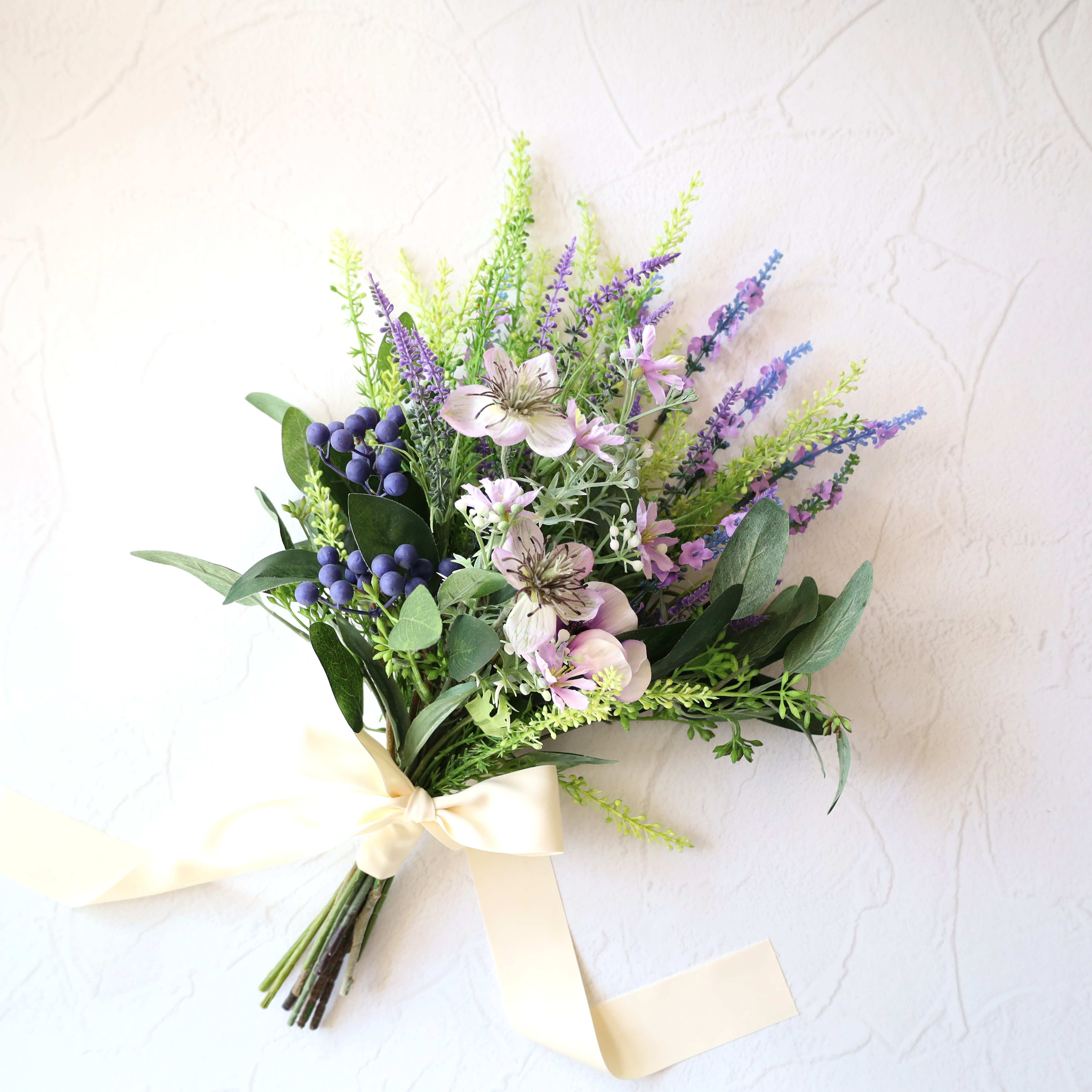 ラベンダーのシャンペトルブーケ　ブーケ　クラッチブーケ　フォトウェディング　前撮り　ブライダル　ウェディング　結婚式