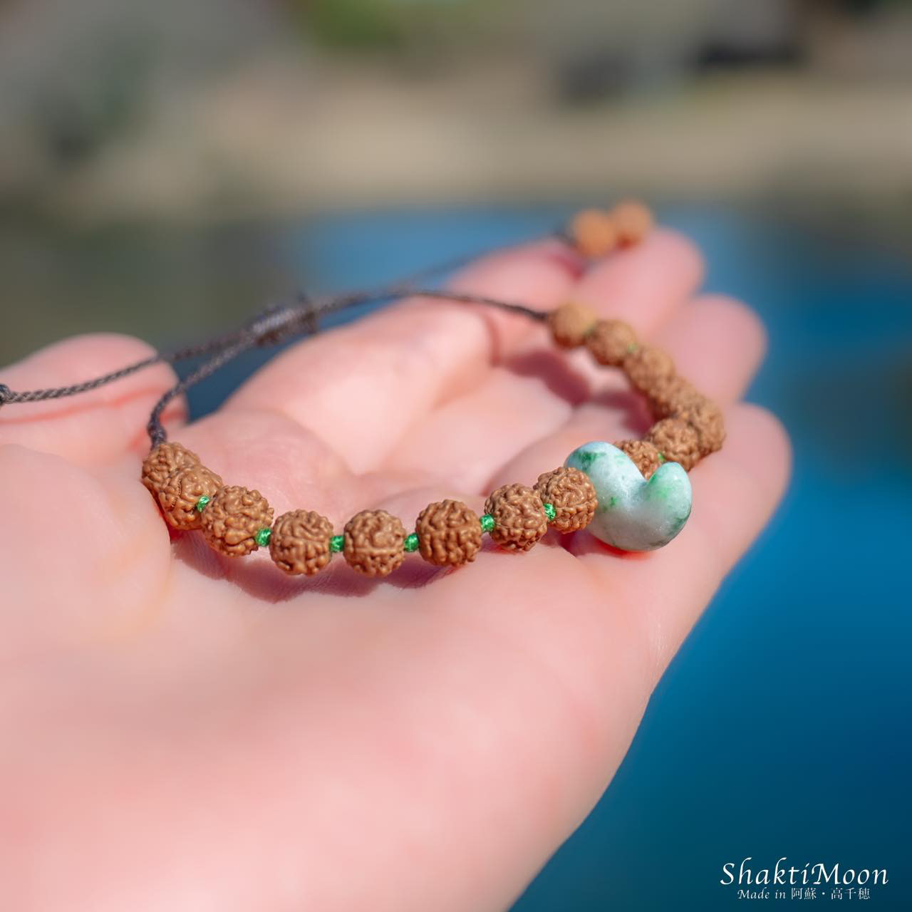 【受注制作 三種の神器・勾玉！成功と繁栄のお守り 高品質 ミャンマー産翡翠×ルドラクシャの祈り結びブレスレット】第4・7