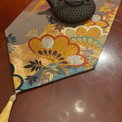 豪華刺繍 袋帯で作った正絹テーブルランナー帯リメイク1631 テーブル