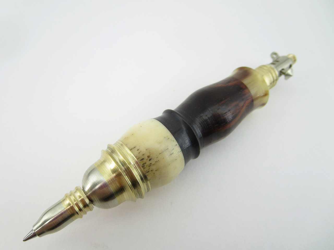 ハンドメイドボールペン　（鹿角、水牛角、ココボロ）