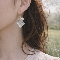 14KGF カランコエカットグリーンアメジスト 淡水パール ピアス 5枚目の画像