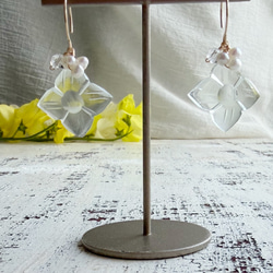 14KGF カランコエカットグリーンアメジスト 淡水パール ピアス 4枚目の画像