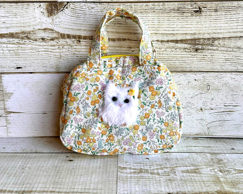 【極美品】 シンクビー ミニボストンバッグ トートバッグ ポーチ付 花柄 大人かわいい猫ちゃんと小花柄のミニボストンバッグ 小物入れ バッグ