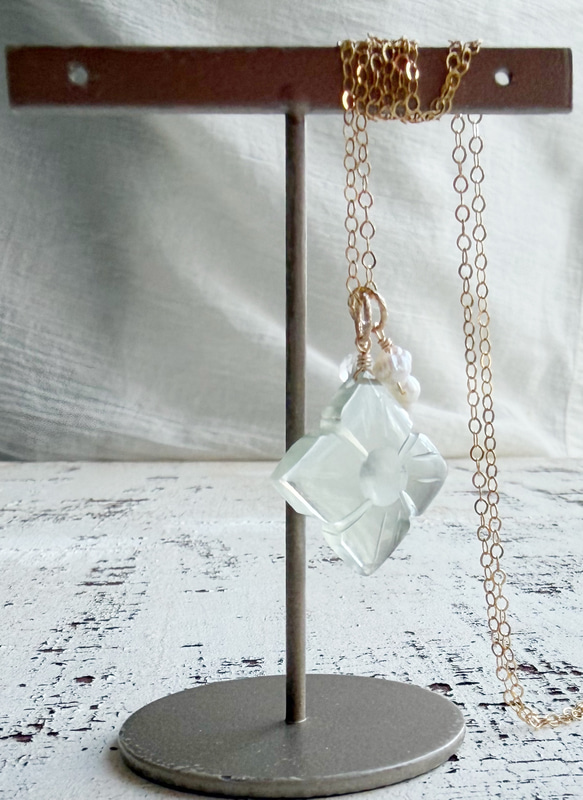 14KGF カランコエカットグリーンアメジスト 淡水パール ネックレス 4枚目の画像