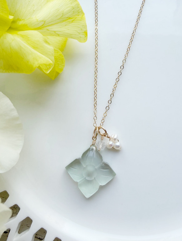 14KGF カランコエカットグリーンアメジスト 淡水パール ネックレス 1枚目の画像