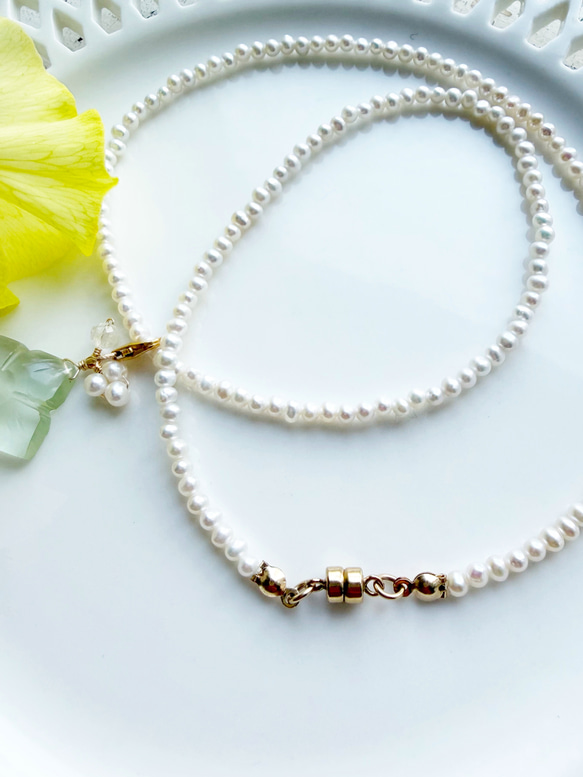 14KGF カランコエカットグリーンアメジスト 淡水パール マグネットネックレス 3枚目の画像