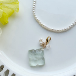 14KGF カランコエカットグリーンアメジスト 淡水パール マグネットネックレス 2枚目の画像